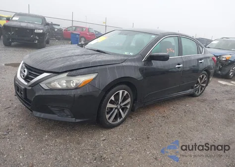 2017 Nissan Altima 2.5 Sr из США, поврежденный, VIN 1N4AL3AP7HC494561